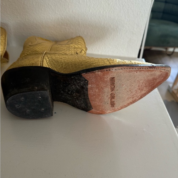 Molly Metallic Gold Python - Picture 12 of 15